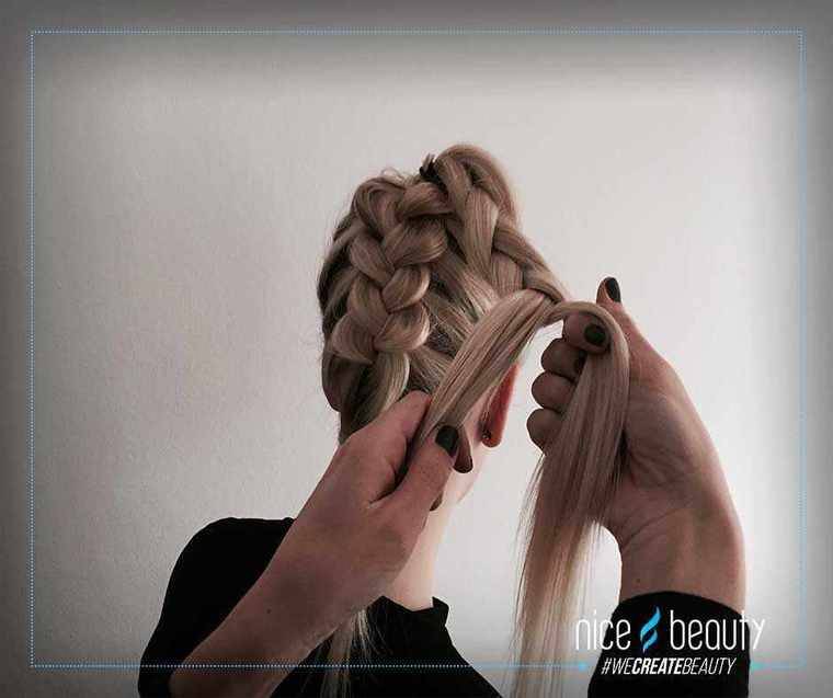 Godt nyt(h)år Godt nyt(h)år