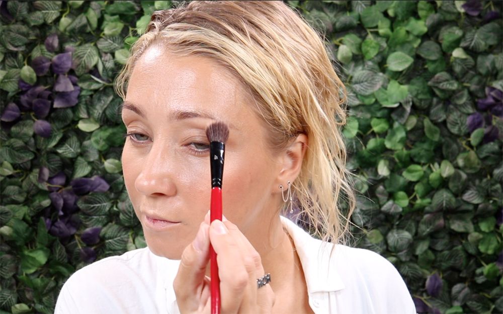 fjols Whitney Rådne Skab et glødgivende makeuplook med MAC Cosmetics