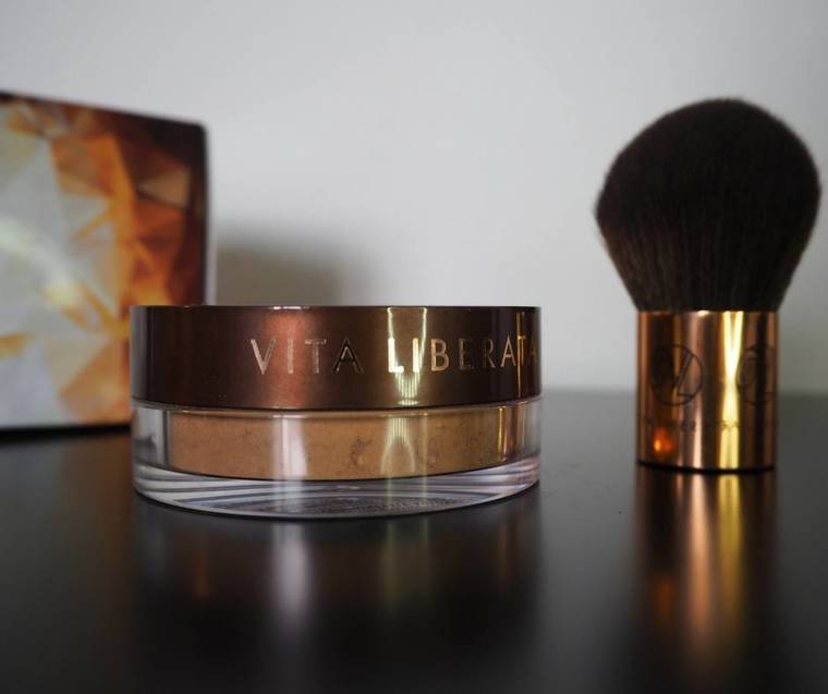 Fra vinterbleik til solbrun på et par minutter.