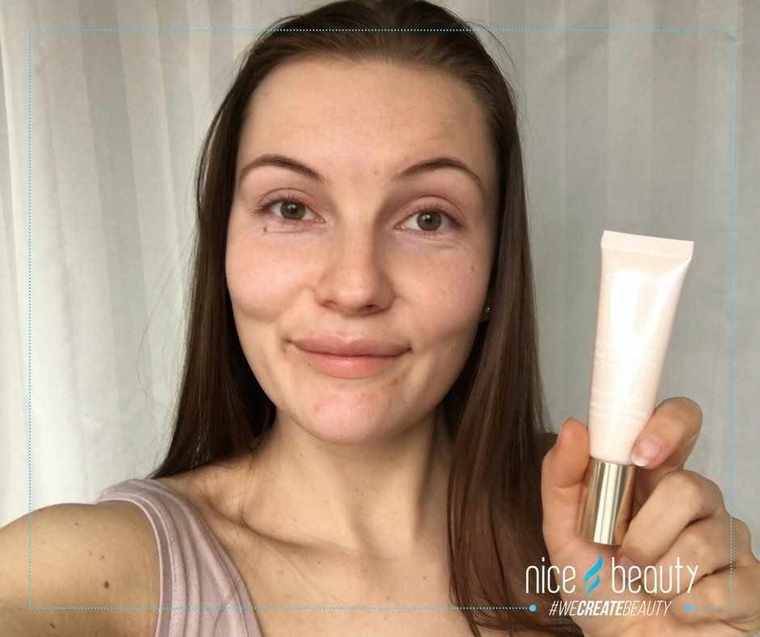 Gør dig selv en tjeneste - prøv Clarins maekup!