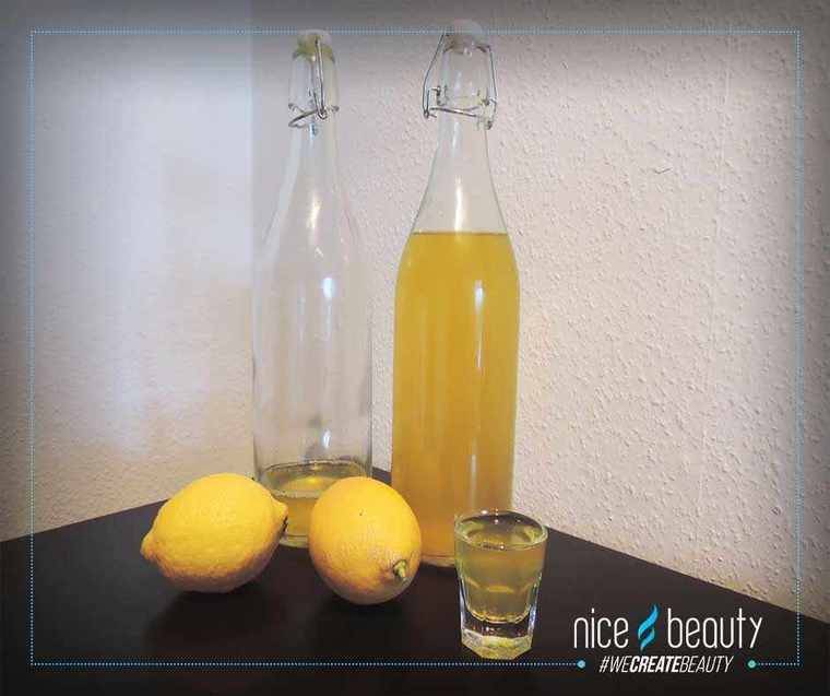 Ingefära- och gurkmeja shot