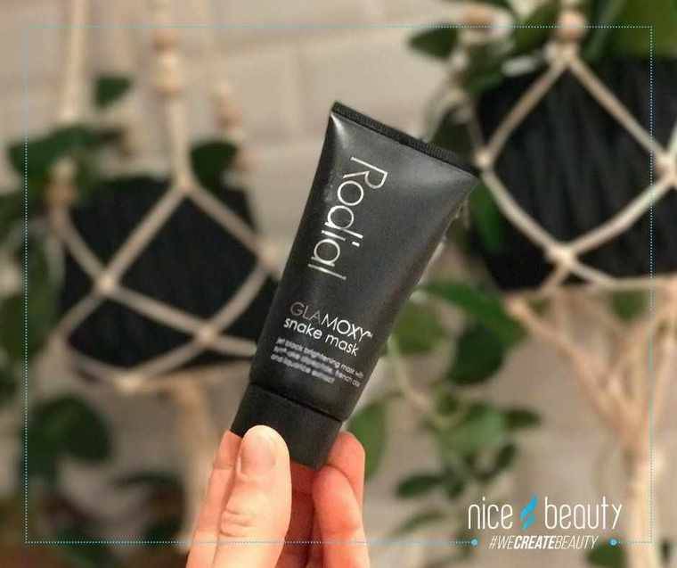 Ansiktsmask med ormgift