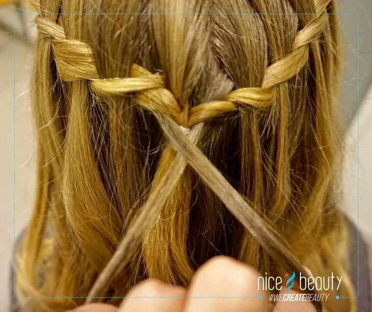 Wasserfall-Flechten in 8 einfachen Schritten