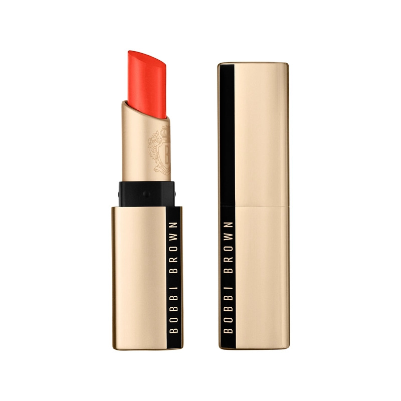Se Bobbi Brown Luxe Matte Lipstick 3,5 gr. - Power Play hos NiceHair.dk