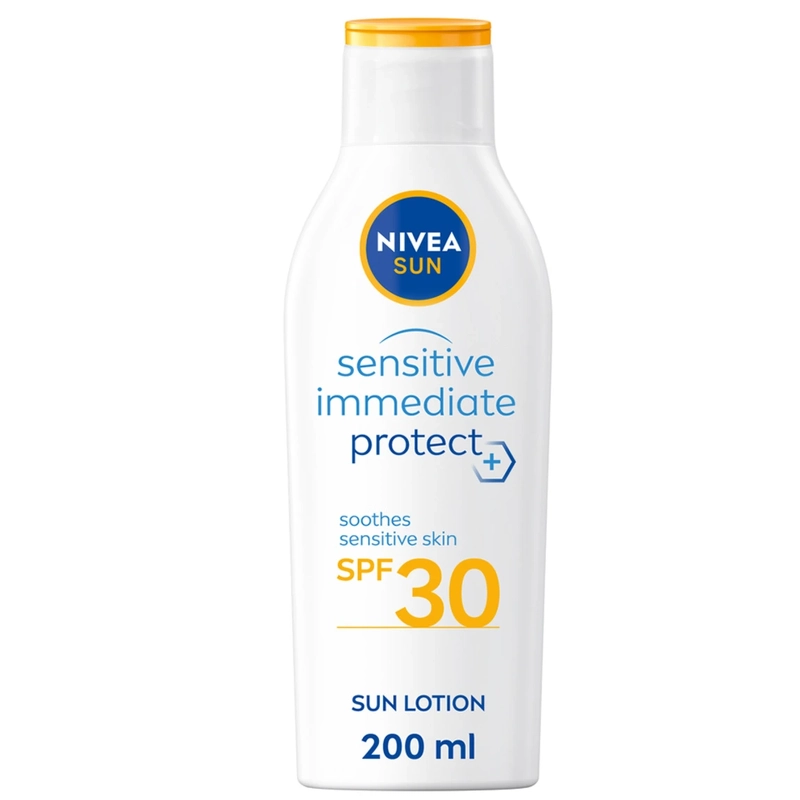 Se Nivea Sun Sensitive & Protect Sun Lotion SPF 30 - 200 ml hos NiceHair.dk