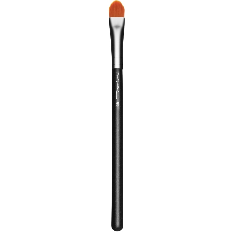 MAC Concealer Brush - 195 thumbnail