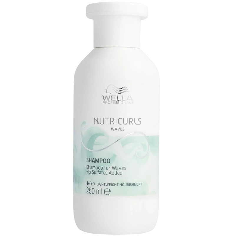 Se Wella Invigo Nutricurls Waves Shampoo 250 ml hos NiceHair.dk